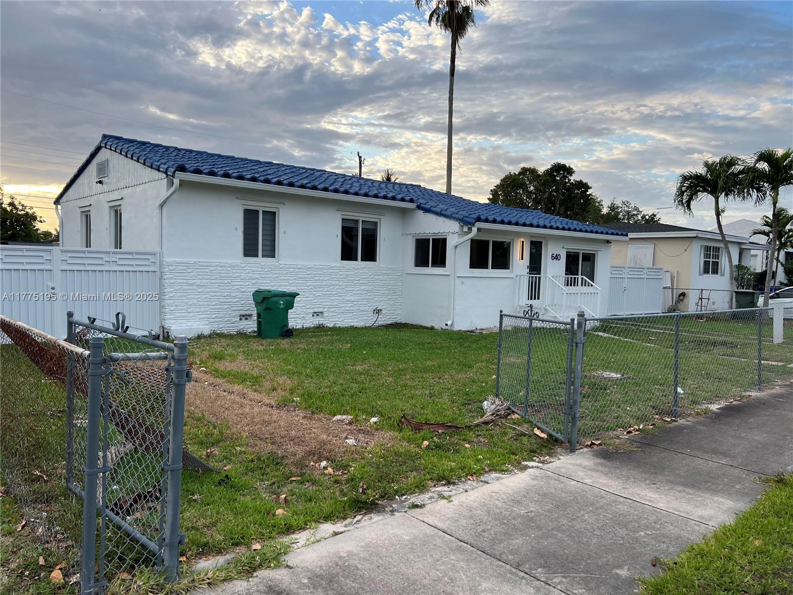 640 SW 73rd Ave