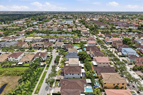 Tiny photo for 16572 SW 43rd Ln, Kendall, FL 33185 (MLS # A12036487)