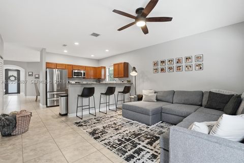 Tiny photo for 16572 SW 43rd Ln, Kendall, FL 33185 (MLS # A12036487)