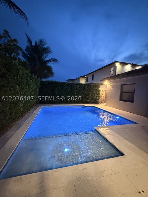 Tiny photo for 16572 SW 43rd Ln, Kendall, FL 33185 (MLS # A12036487)