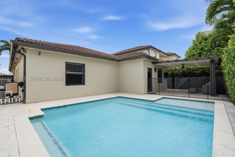 Tiny photo for 16572 SW 43rd Ln, Kendall, FL 33185 (MLS # A12036487)