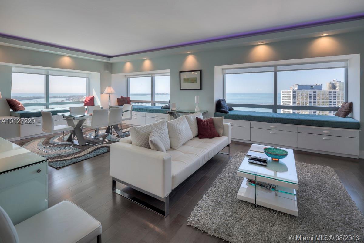 FOUR SEASONS - Residential Lease