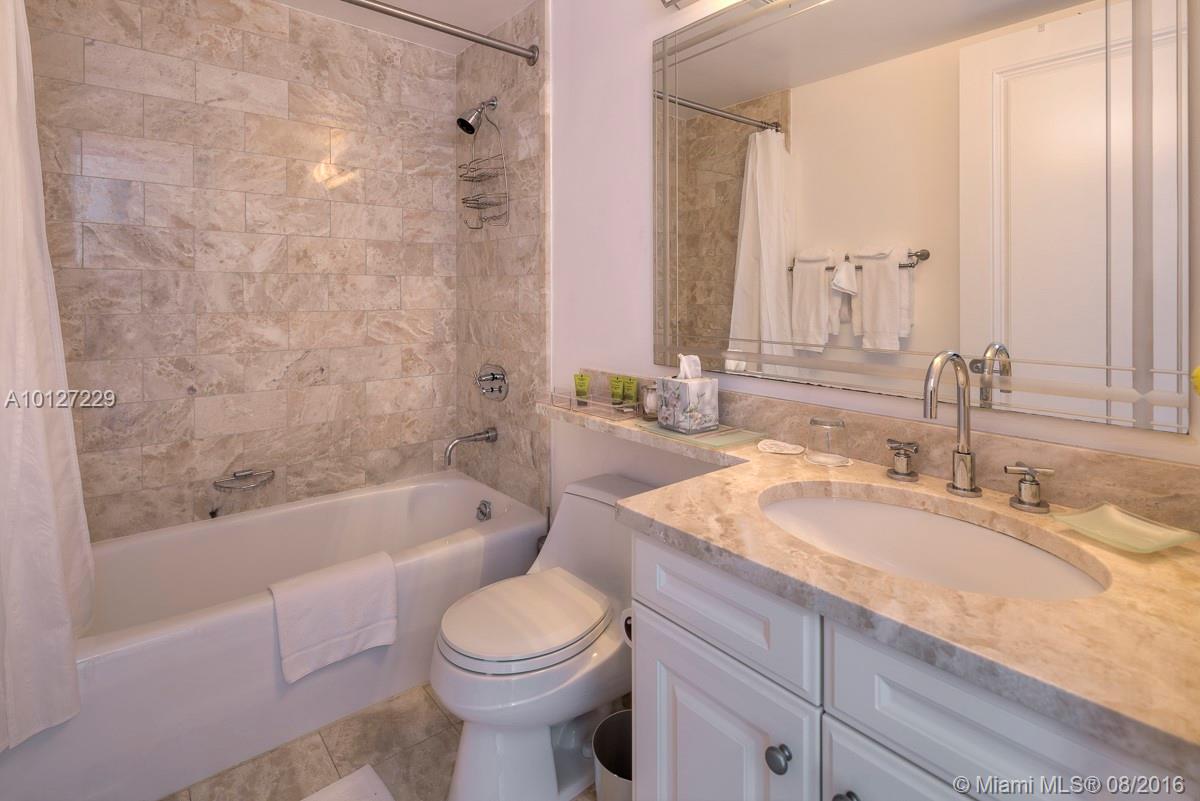 FOUR SEASONS - Residential Lease