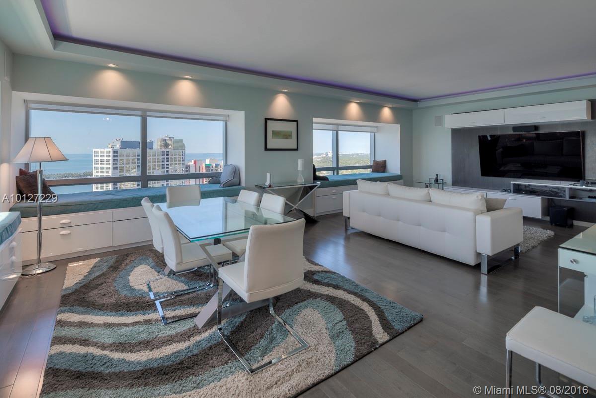 FOUR SEASONS - Residential Lease