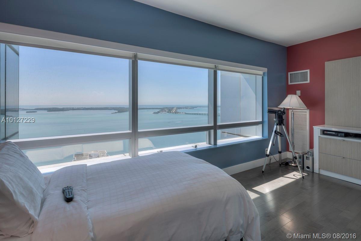 FOUR SEASONS - Residential Lease