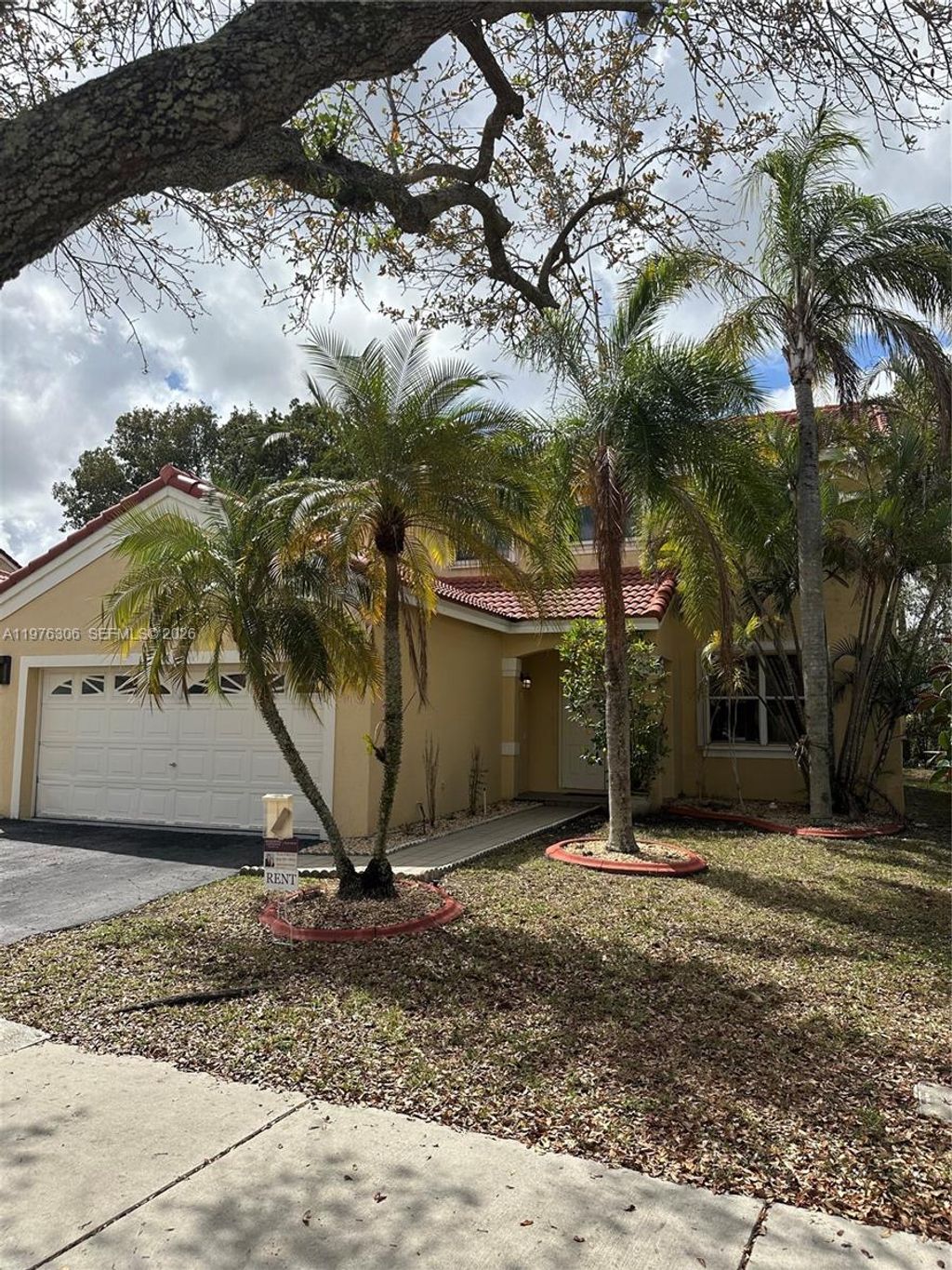 Photo of 644 Sand Creek Cir, Weston, FL 33327 (MLS # A11976306)