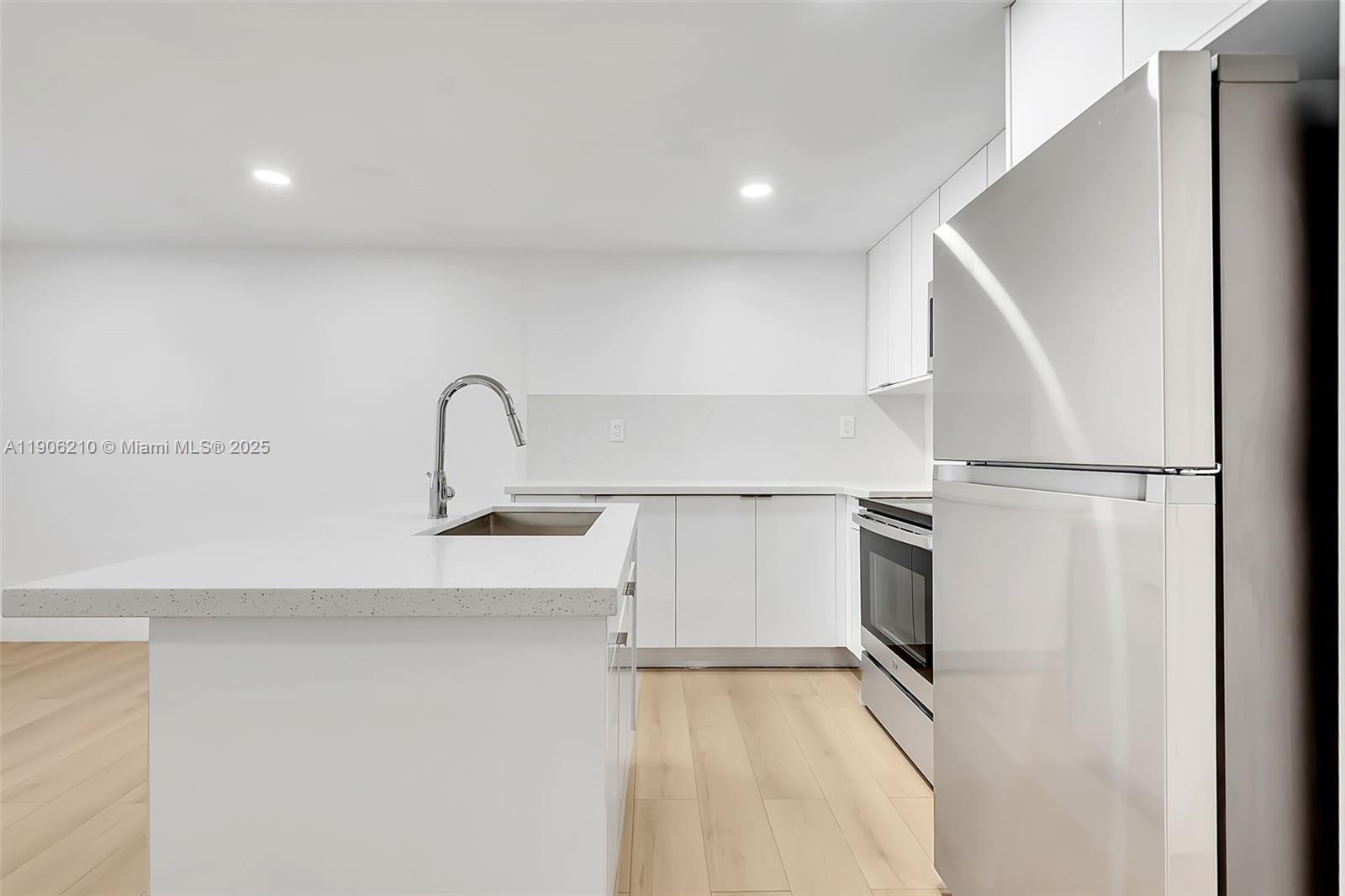 BLANTON PARK - Residential Lease