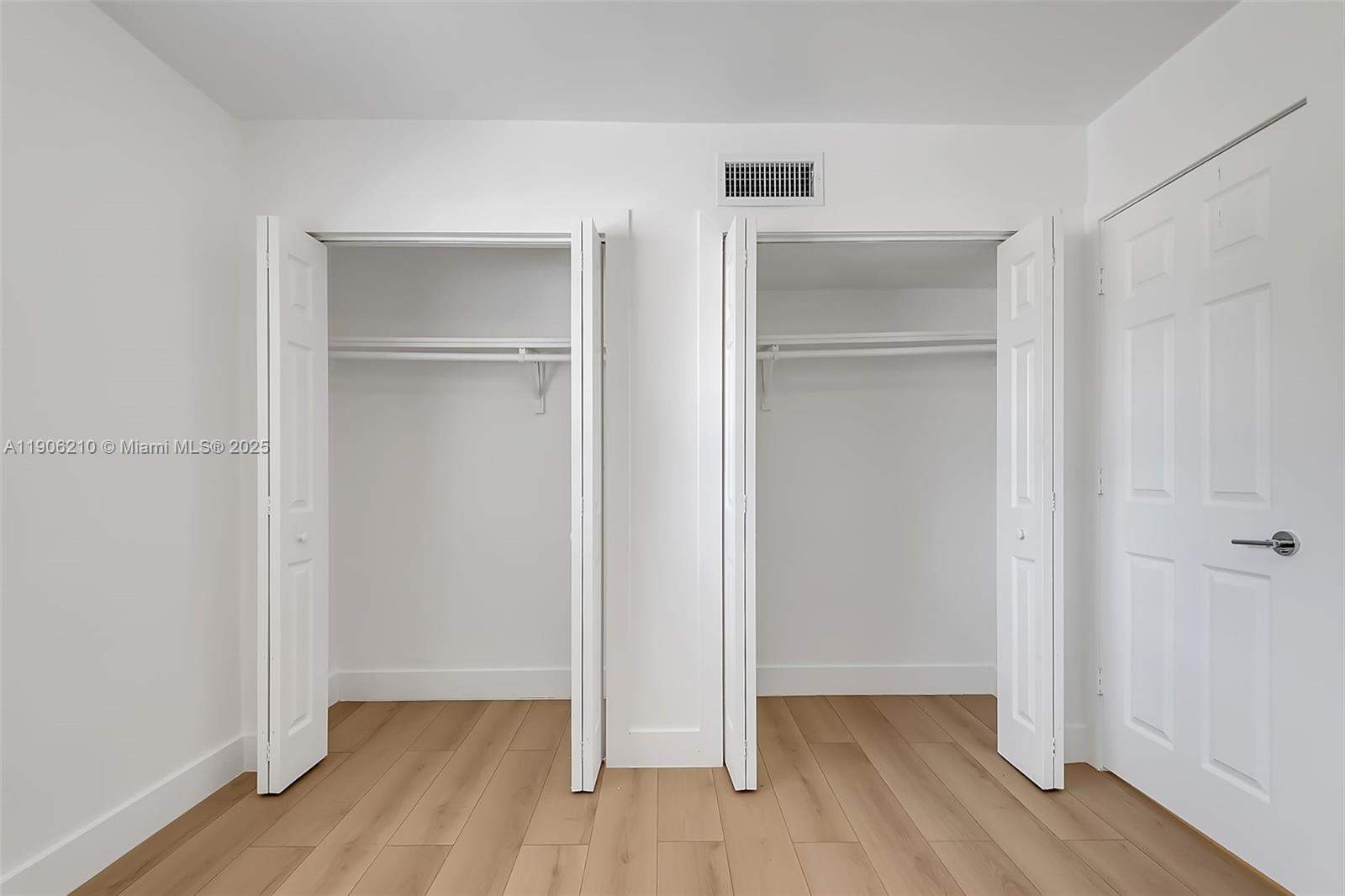 BLANTON PARK - Residential Lease