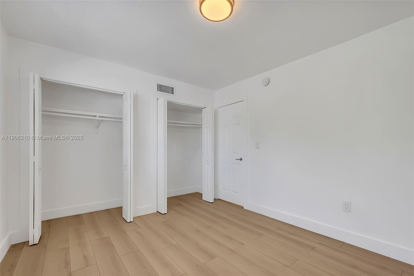 BLANTON PARK - Residential Lease