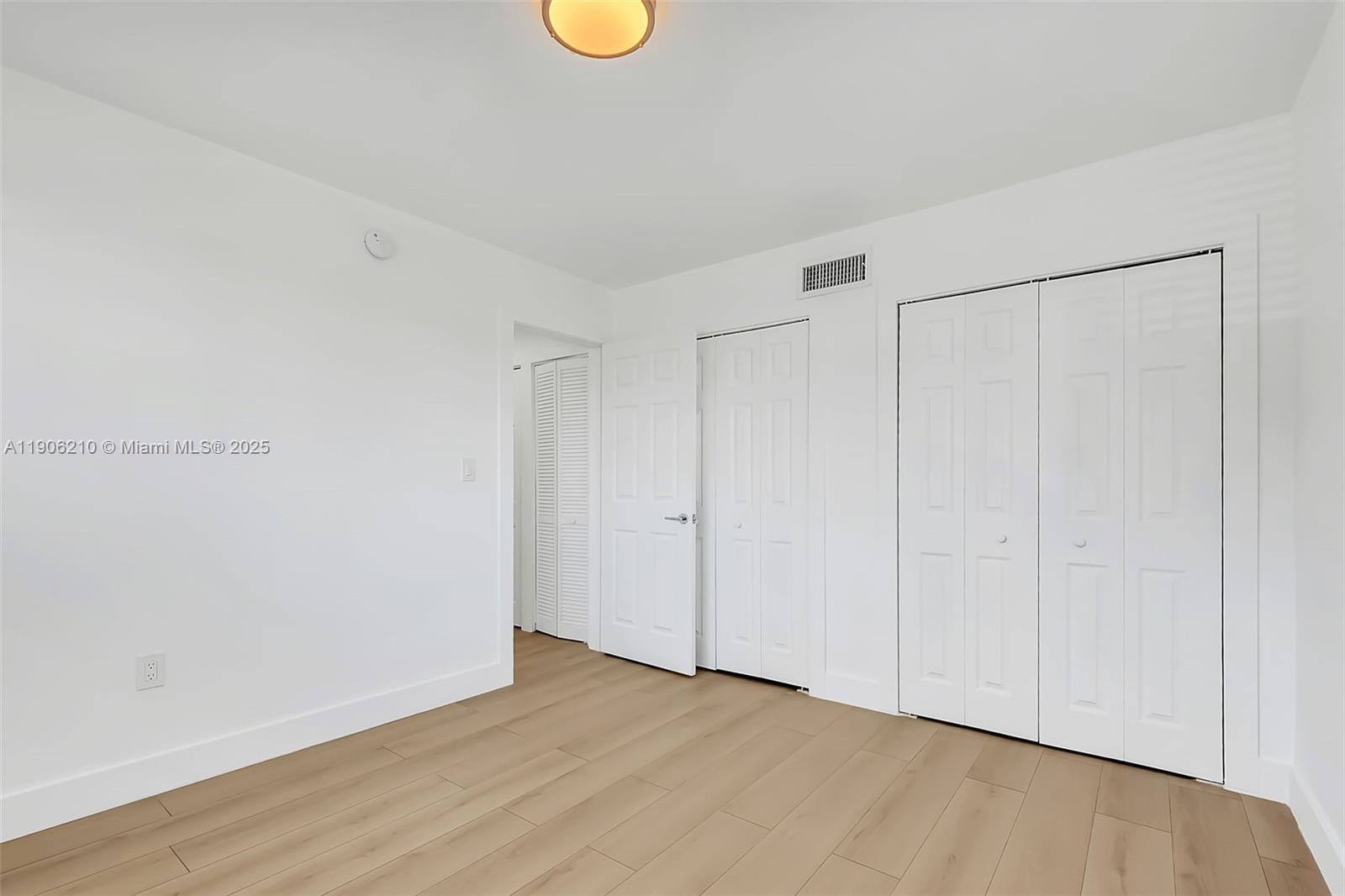 BLANTON PARK - Residential Lease