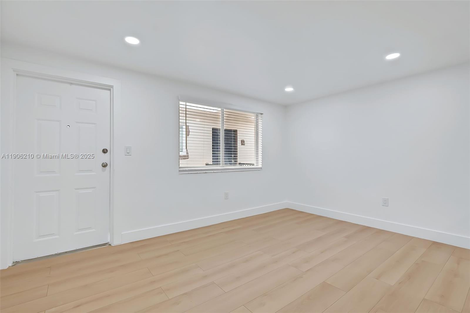 BLANTON PARK - Residential Lease