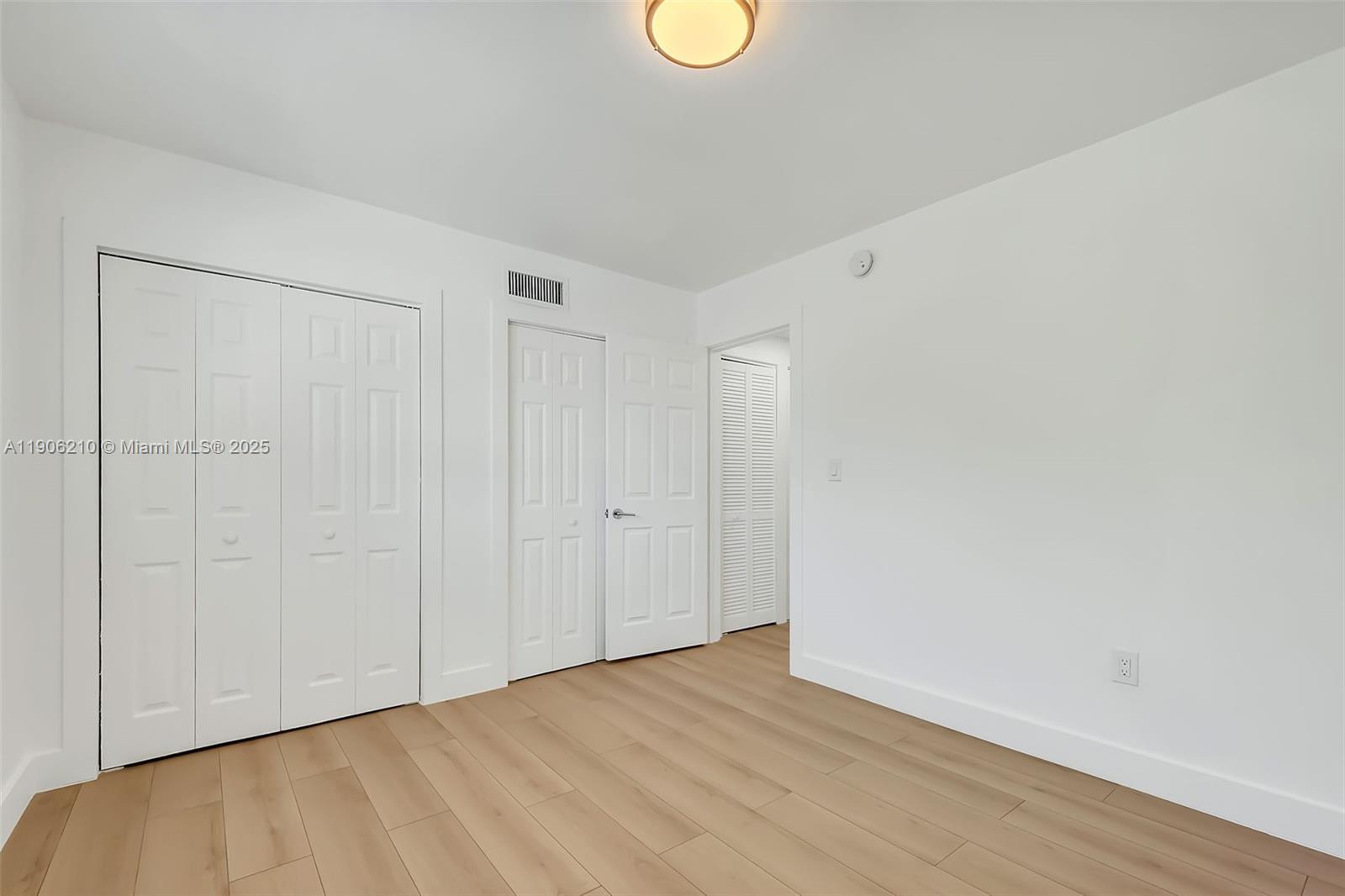 BLANTON PARK - Residential Lease