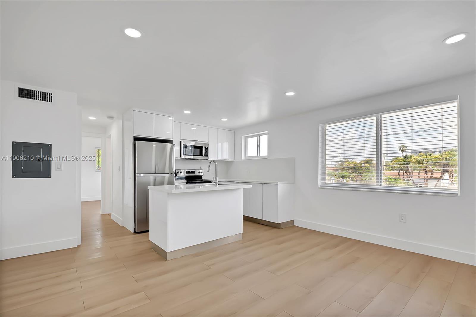 BLANTON PARK - Residential Lease