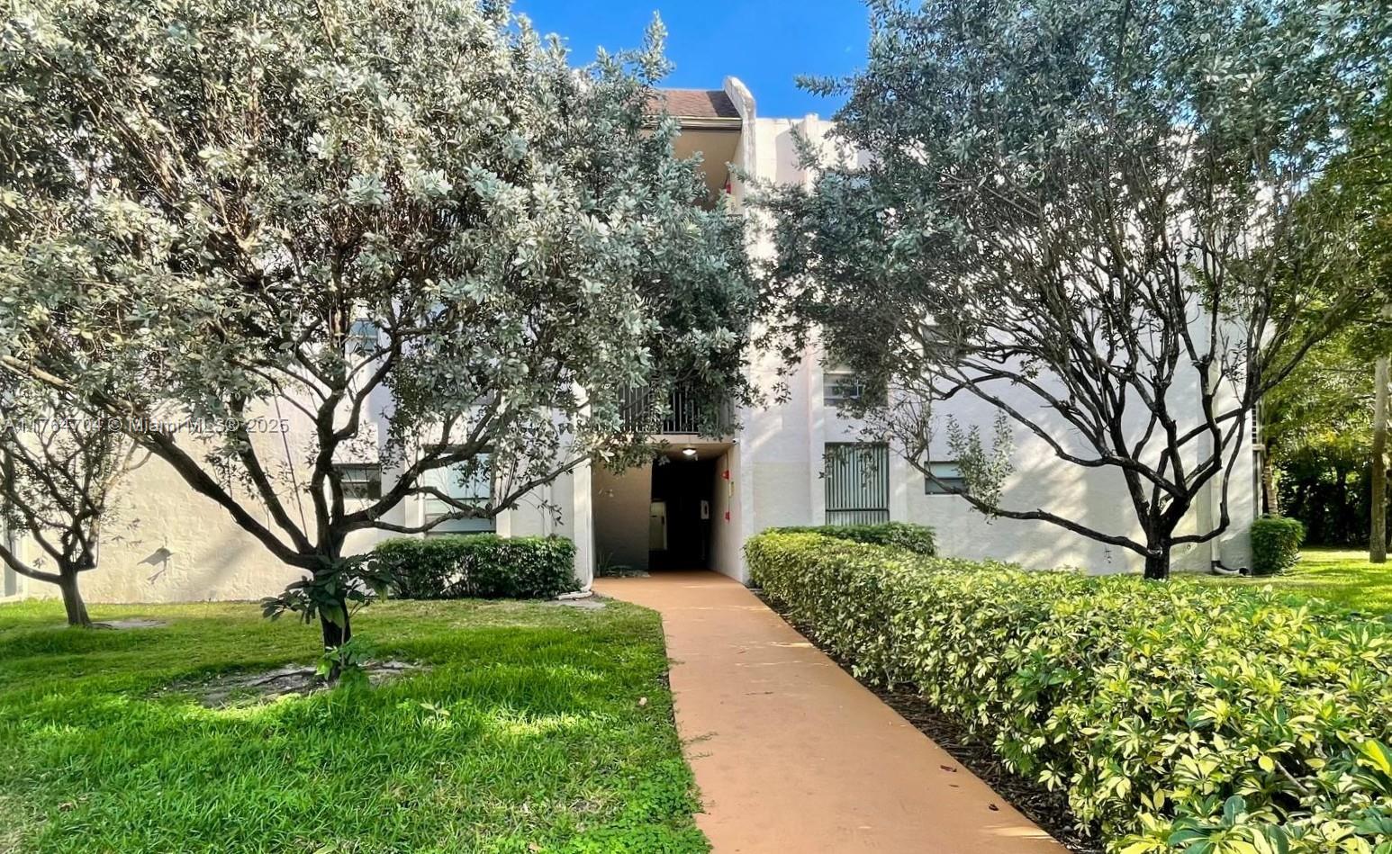 8150 W Mcnab Rd 104, Tamarac, Broward County, Florida - 2 Bedrooms  
2 Bathrooms - 