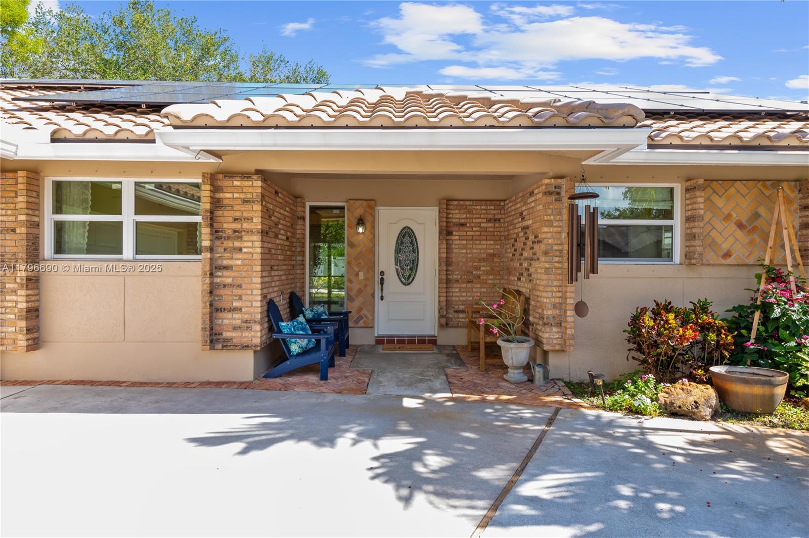 15941 Cobblestone Ct