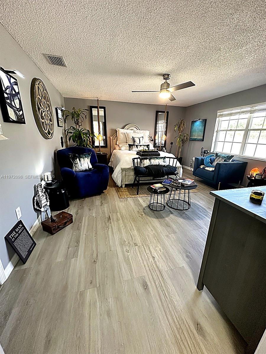 UNIVERSITY PARK WEST SEC - Residential