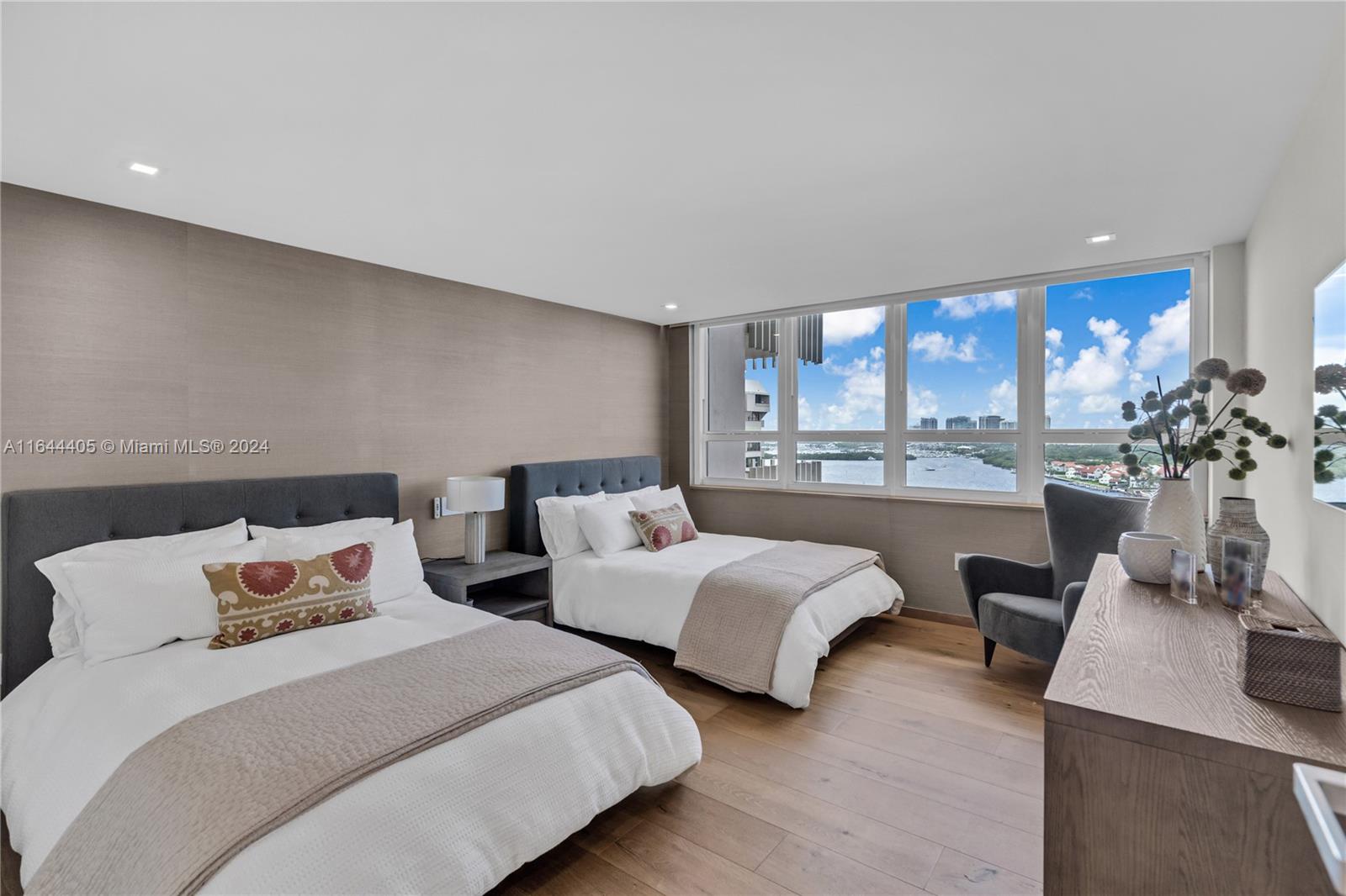 GROVE ISLE CONDO - Residential