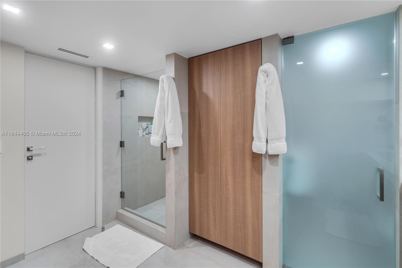 GROVE ISLE CONDO - Residential