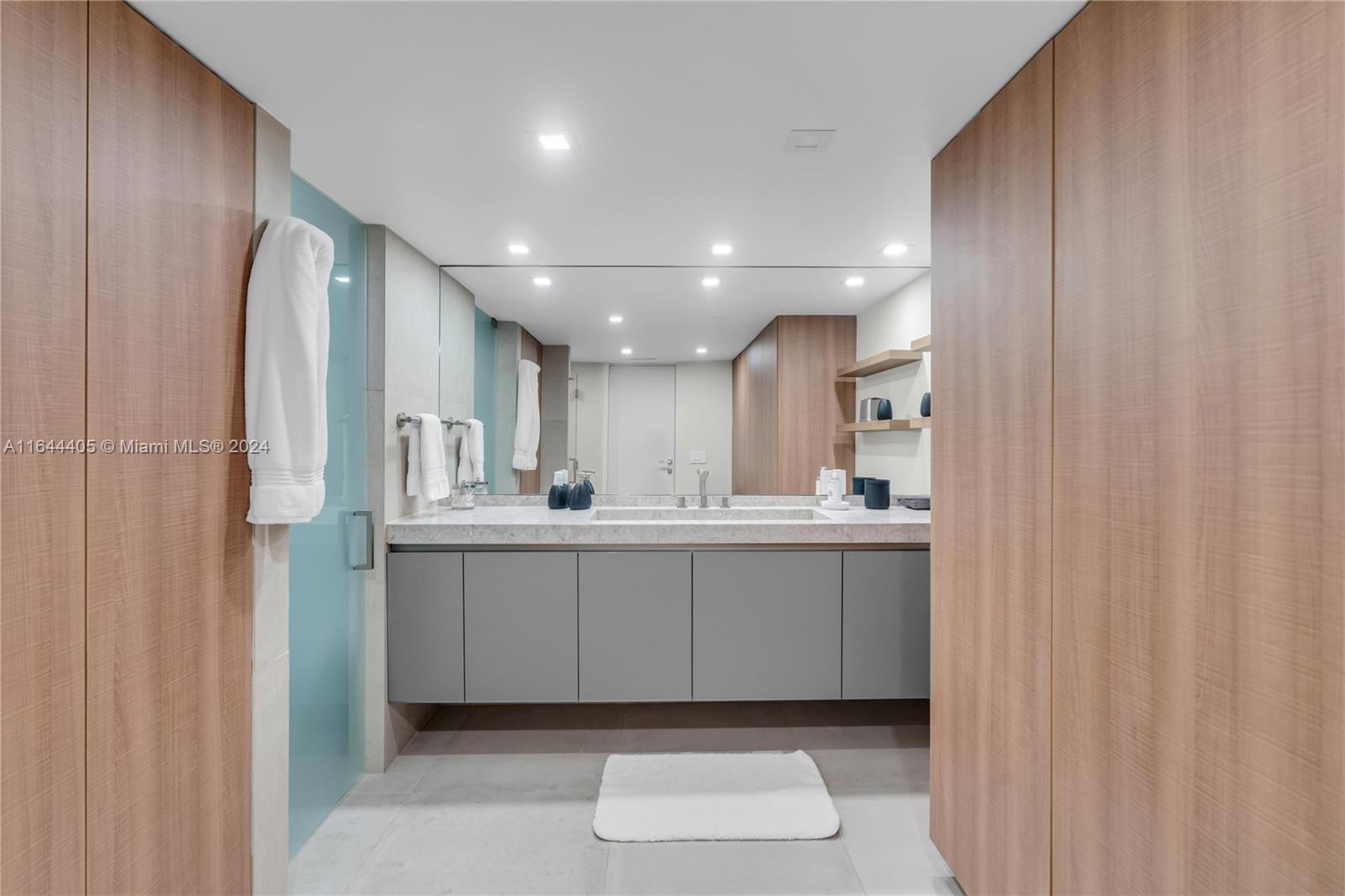 GROVE ISLE CONDO - Residential