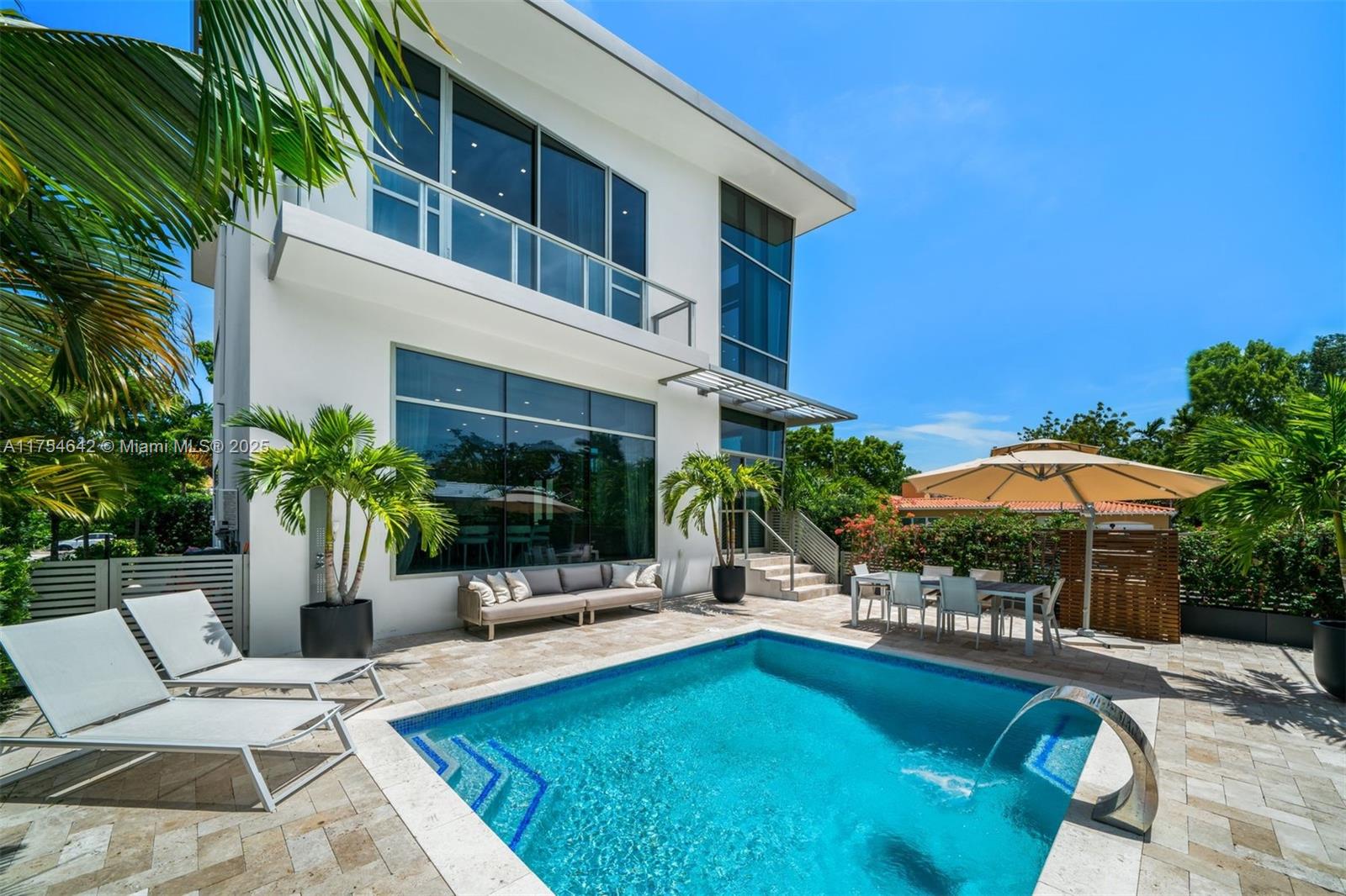 NAUTILUS SUB - Residential Lease