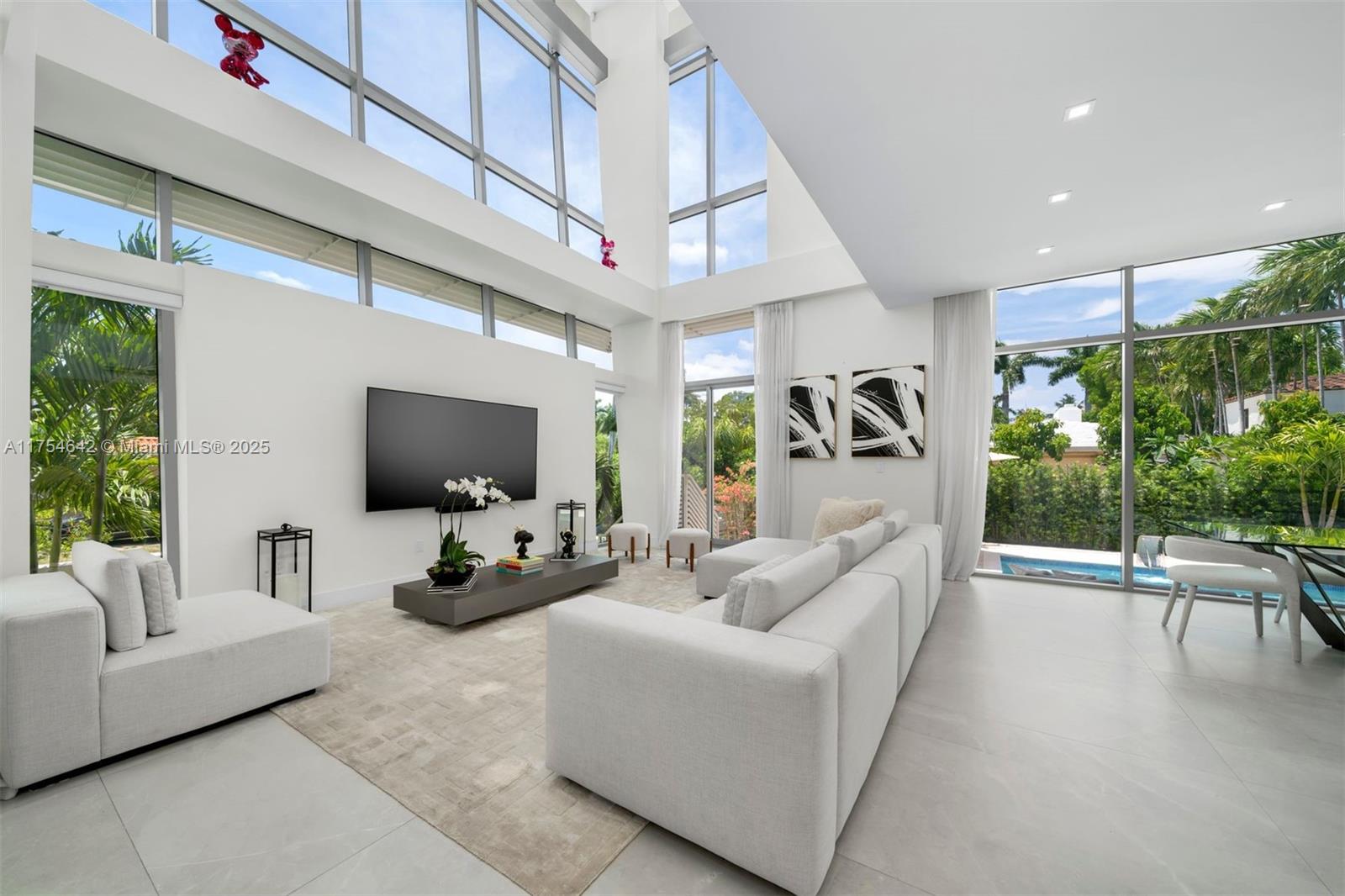 NAUTILUS SUB - Residential Lease