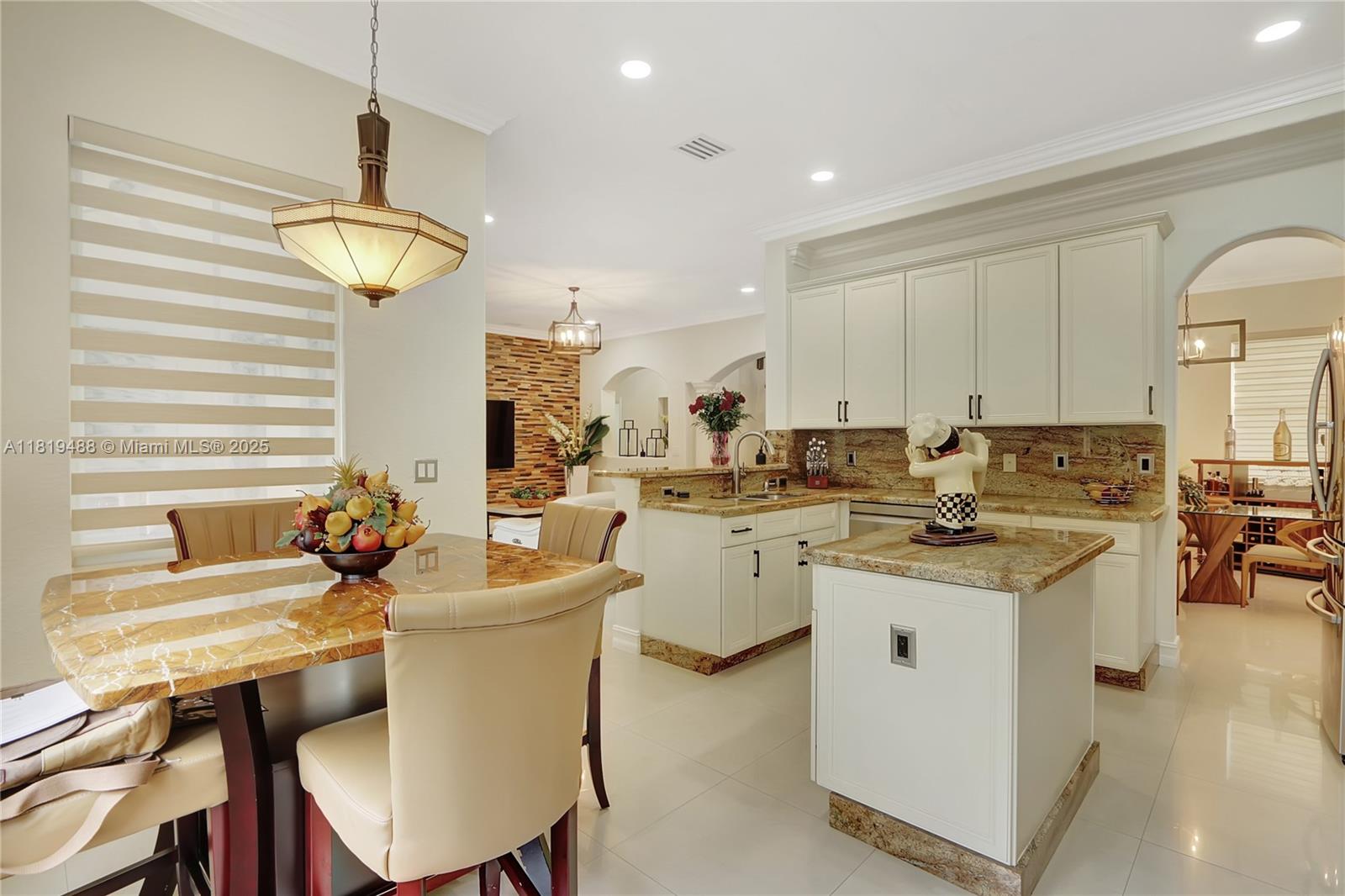 CENTURY GARDENS - Residential