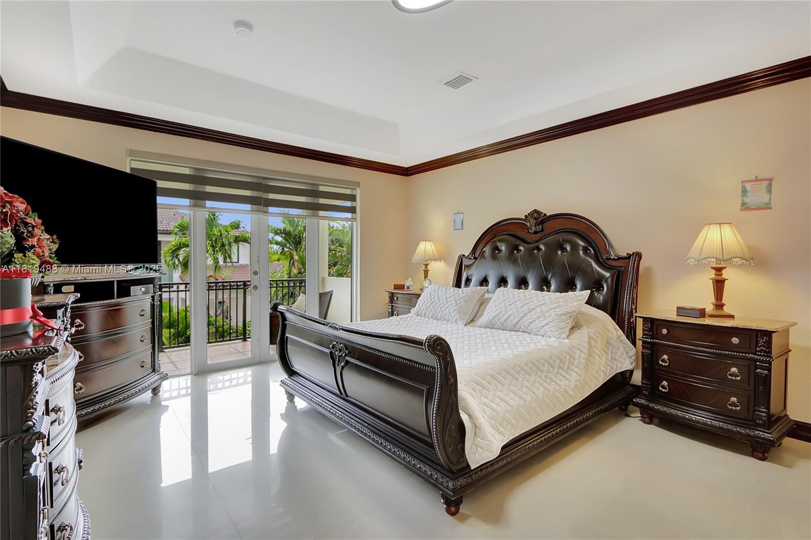 CENTURY GARDENS - Residential