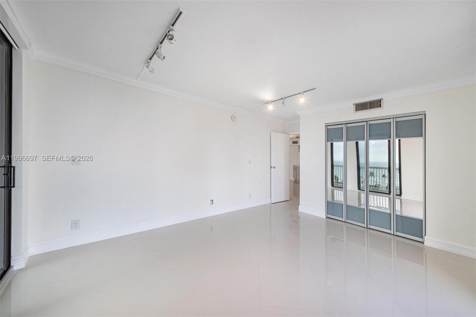 ALLINGTON TOWERS NORTH CO - Residential