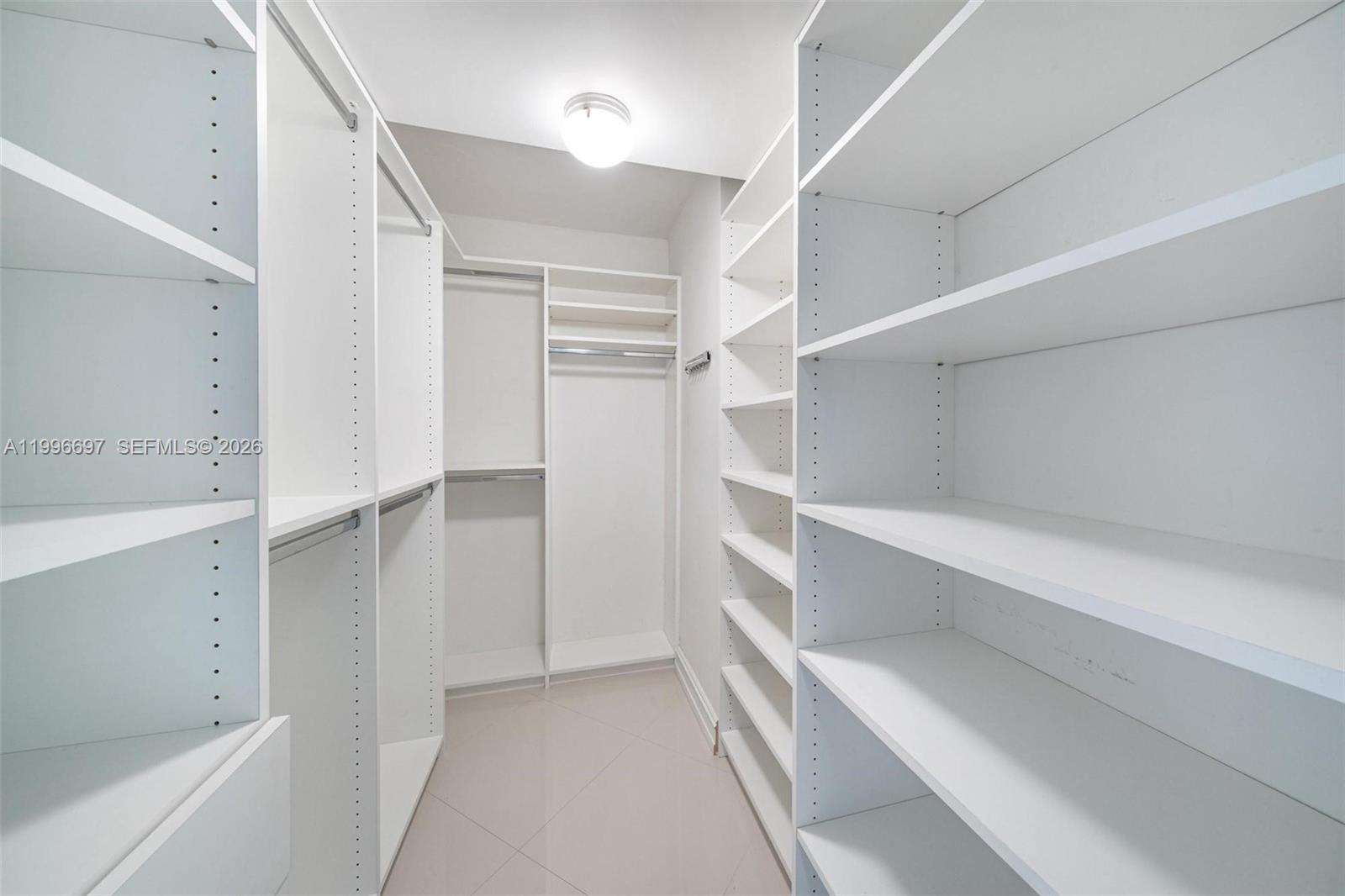 ALLINGTON TOWERS NORTH CO - Residential