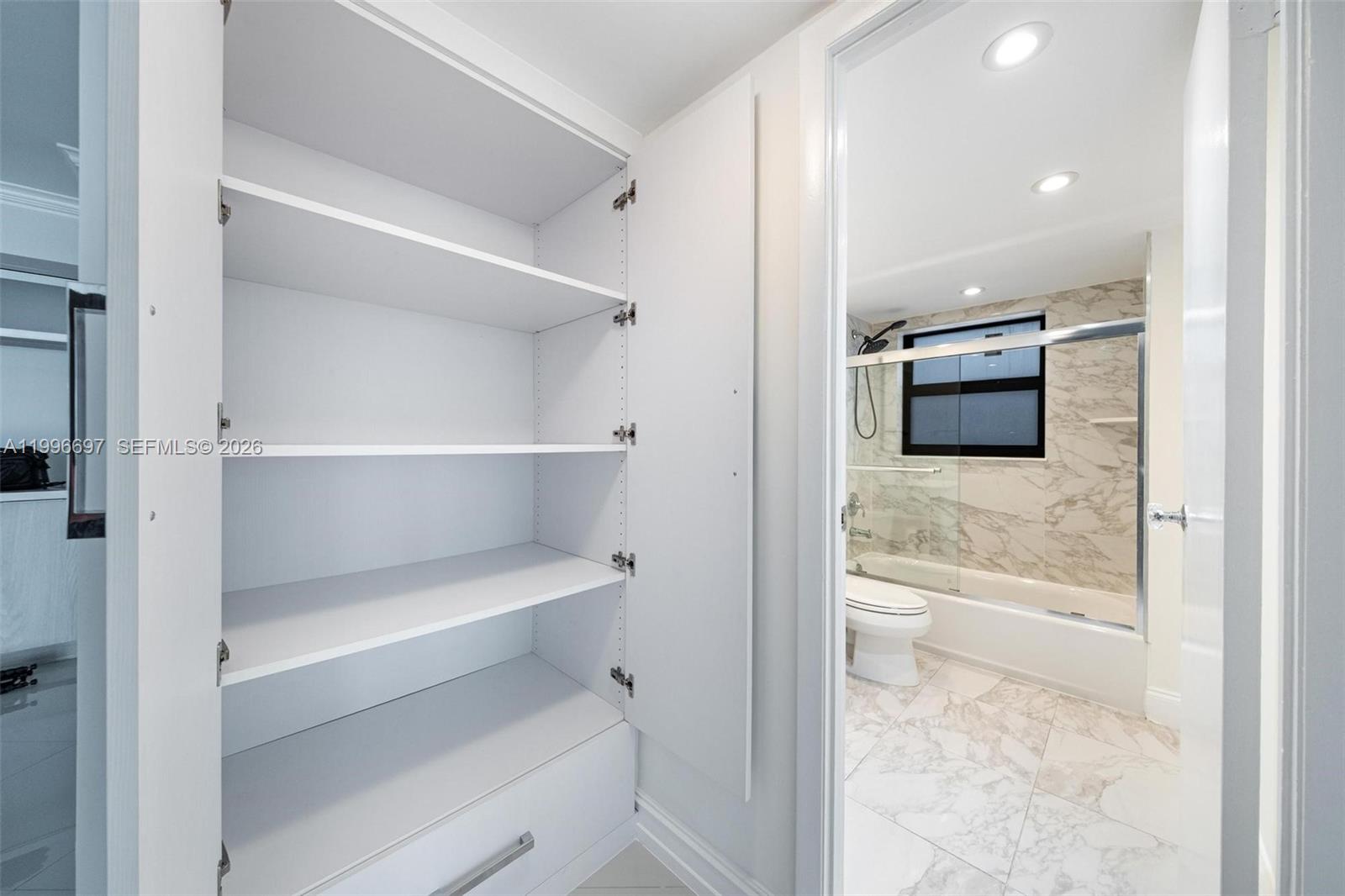 ALLINGTON TOWERS NORTH CO - Residential