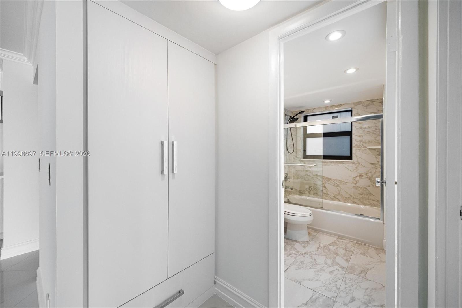 ALLINGTON TOWERS NORTH CO - Residential