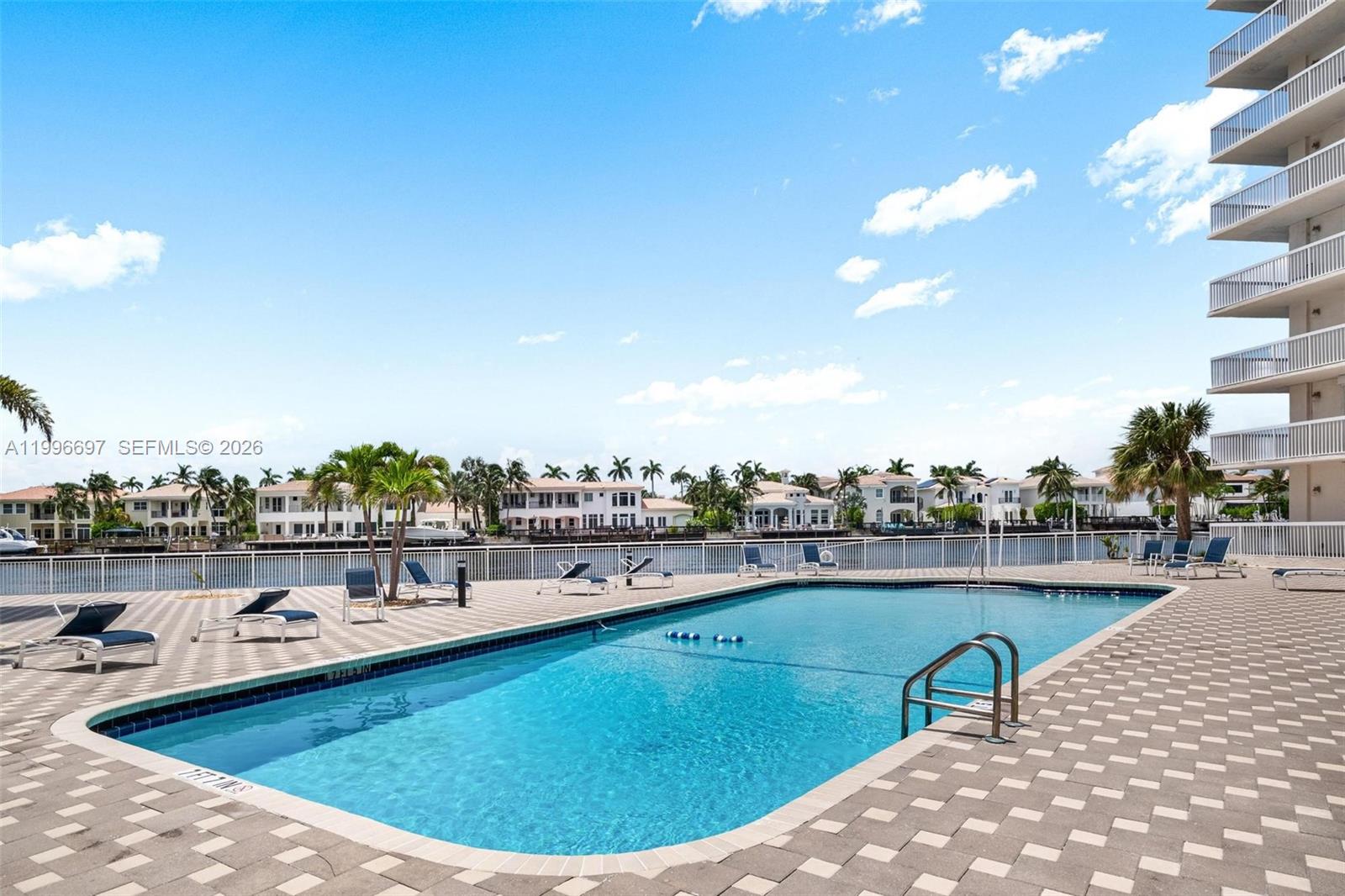 ALLINGTON TOWERS NORTH CO - Residential