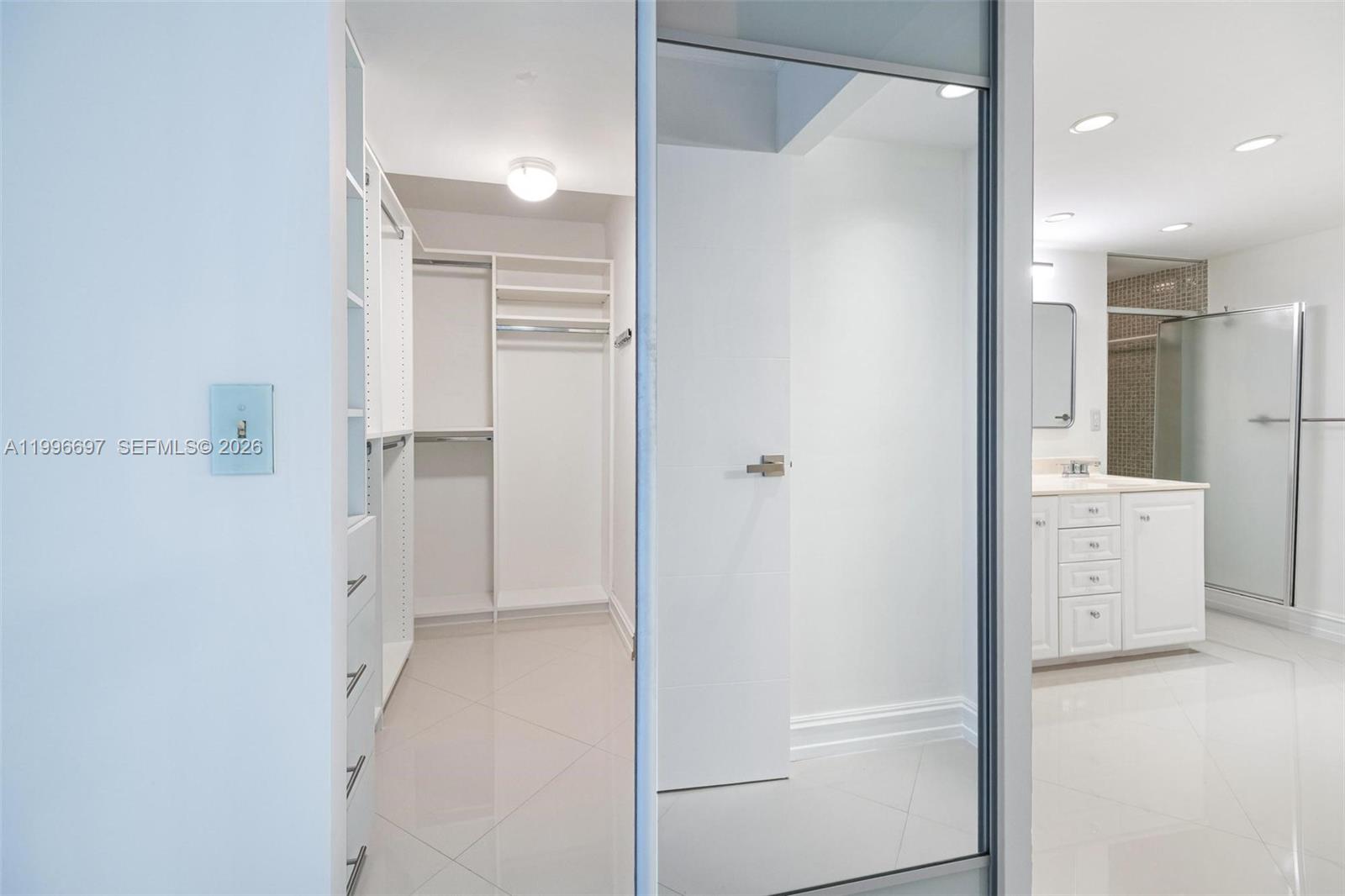 ALLINGTON TOWERS NORTH CO - Residential