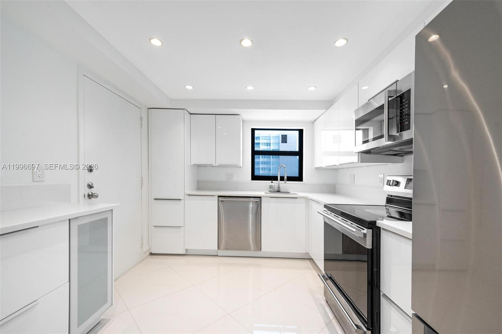 ALLINGTON TOWERS NORTH CO - Residential