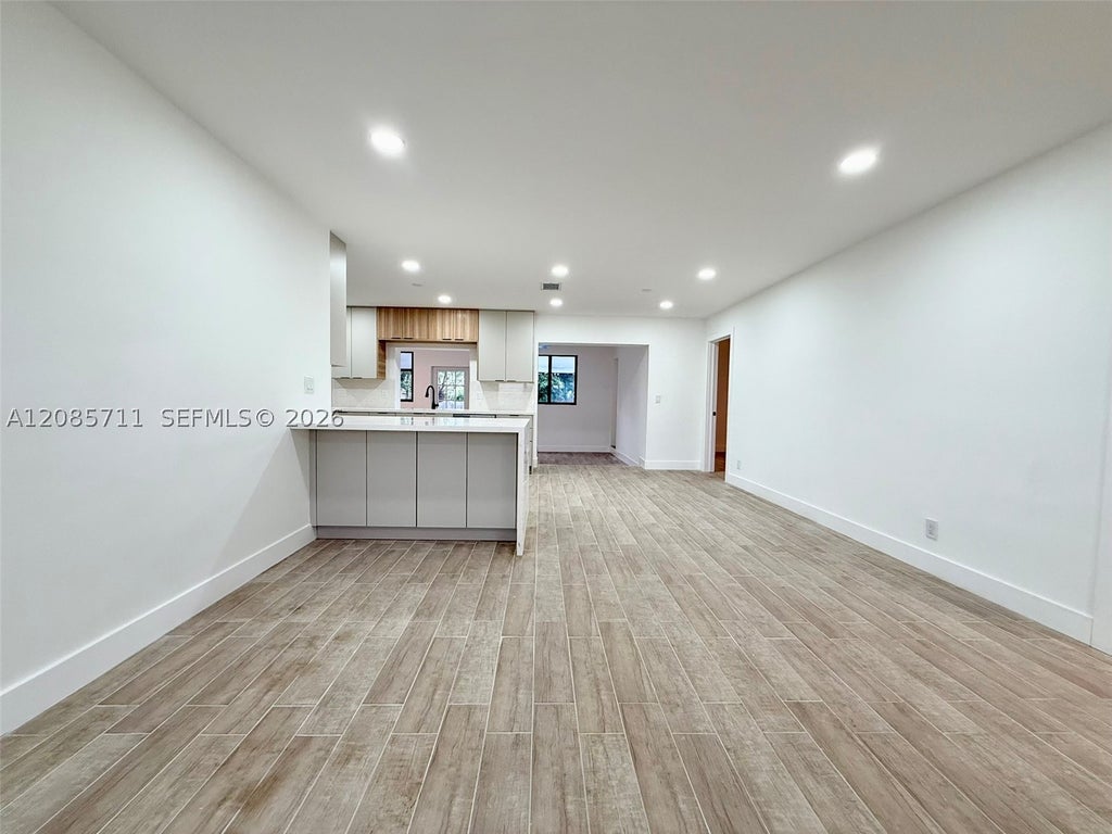 Photo of 2201 N 54th Ave #0, Hollywood, FL 33021 (MLS # A12085711)