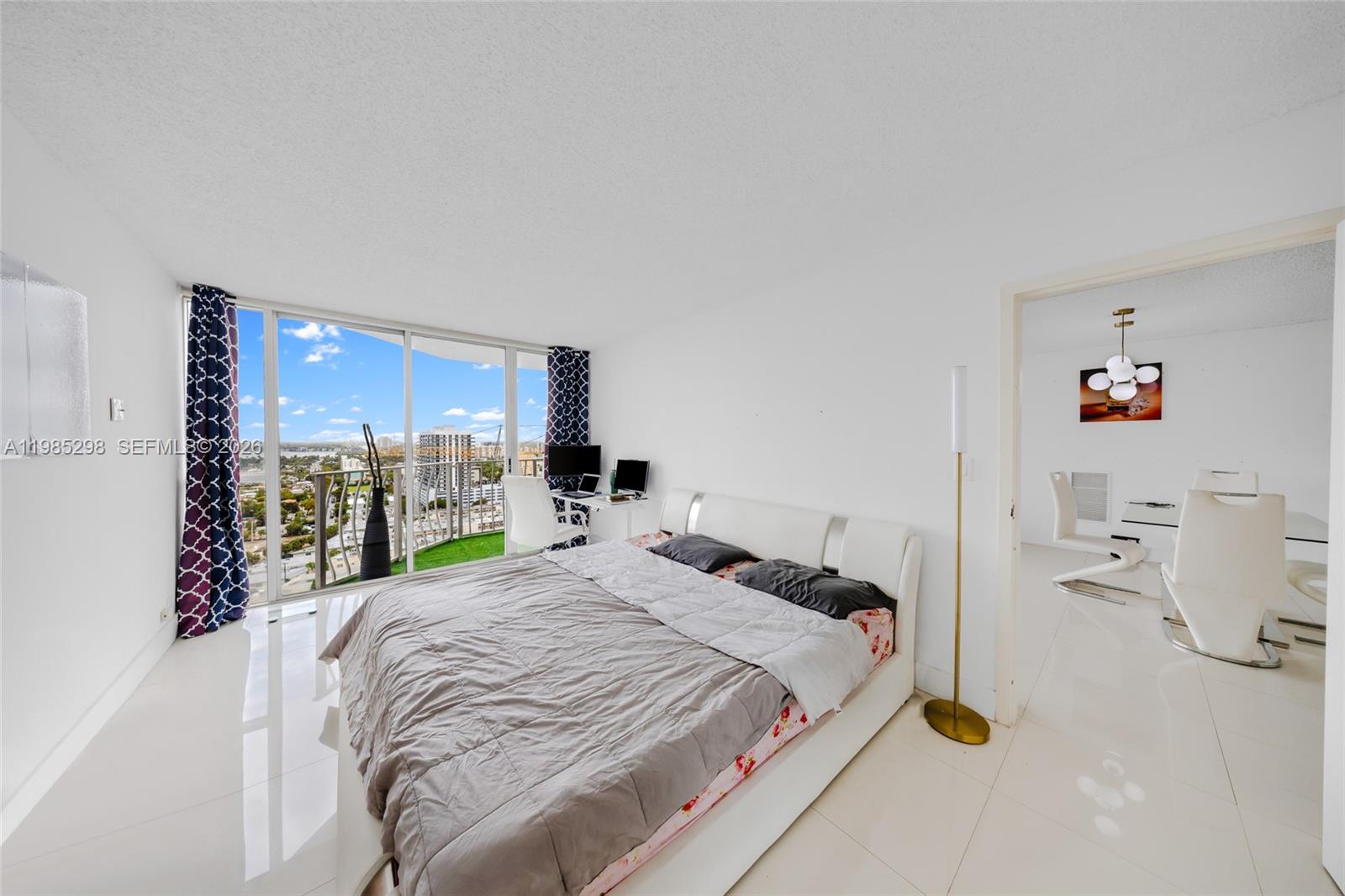 THE GRANDVIEW PALACE COND - Residential Lease