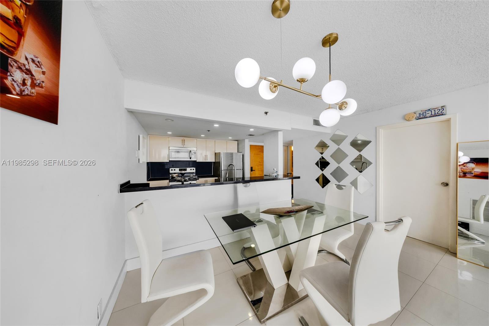 THE GRANDVIEW PALACE COND - Residential Lease