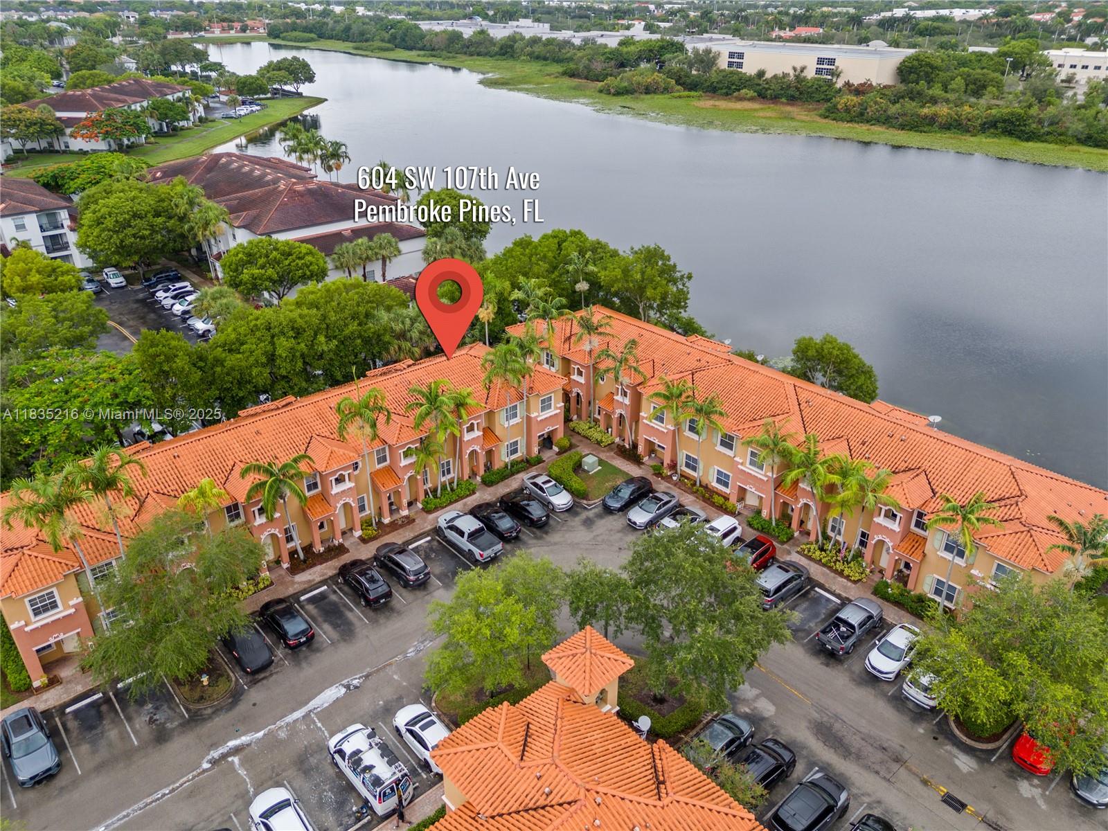 HAMPTON ISLES CONDO - Residential