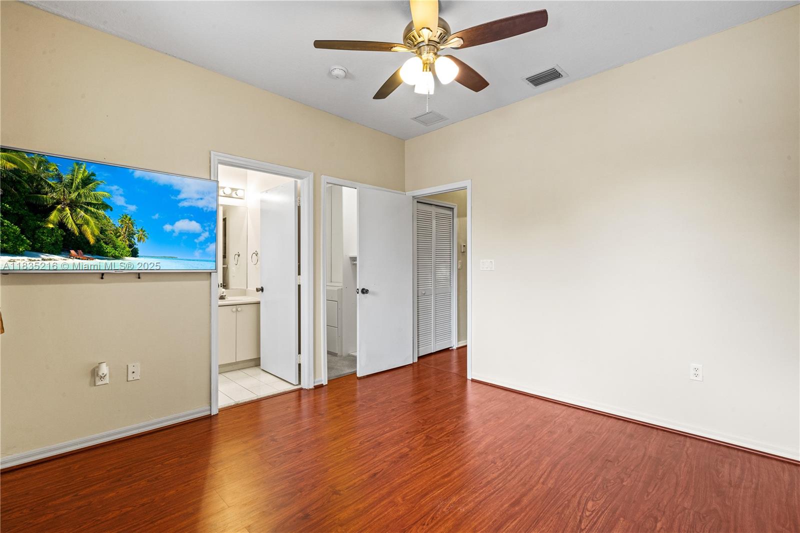HAMPTON ISLES CONDO - Residential