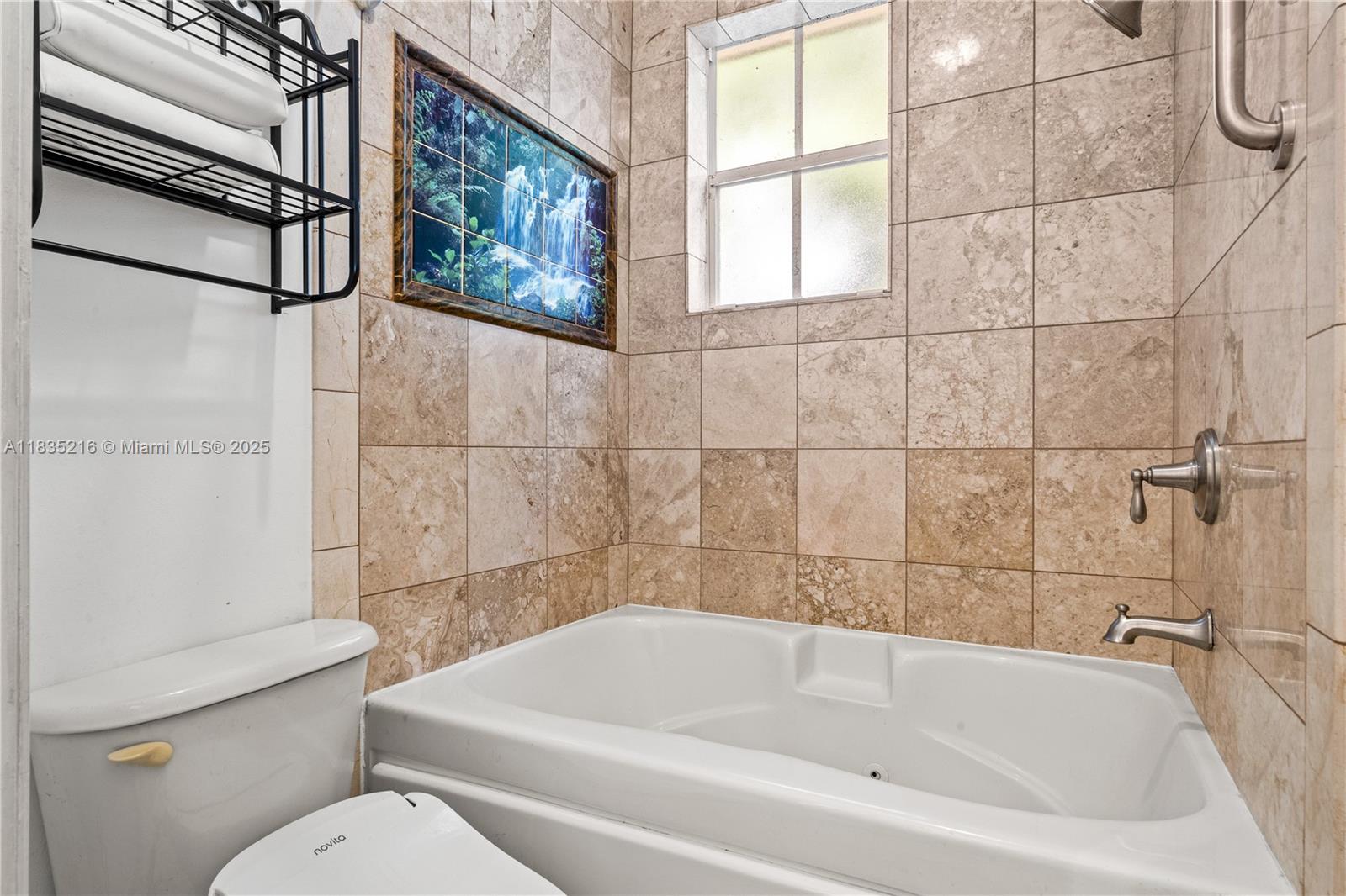 HAMPTON ISLES CONDO - Residential