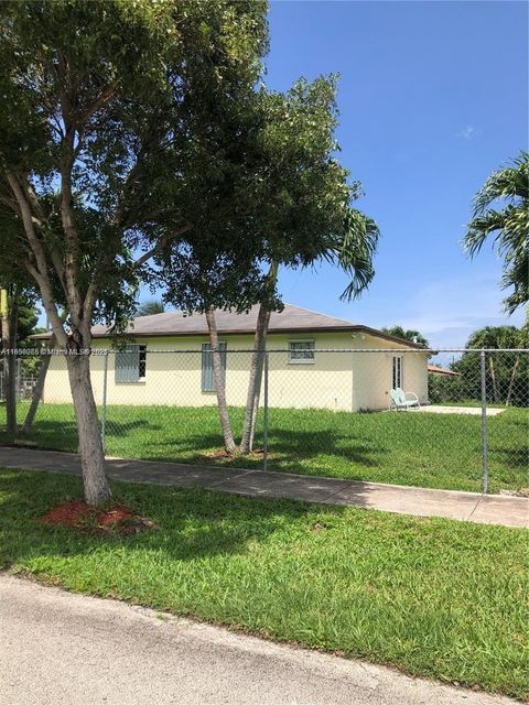 11896 SW 224th St Miami FL 33170