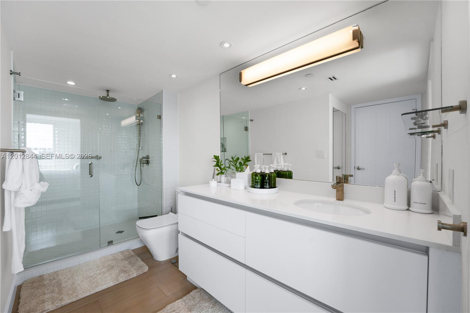 YACHT CLUB AT PORTOFINO C - Residential Lease