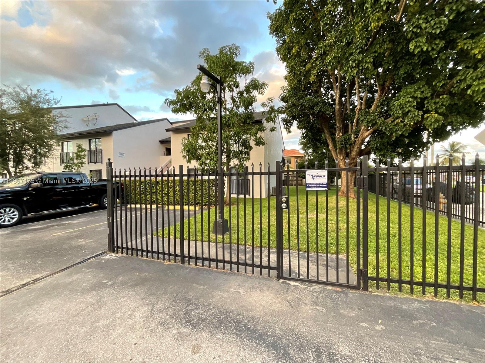 LYNBROOK COURT CONDO PH I - Residential Lease