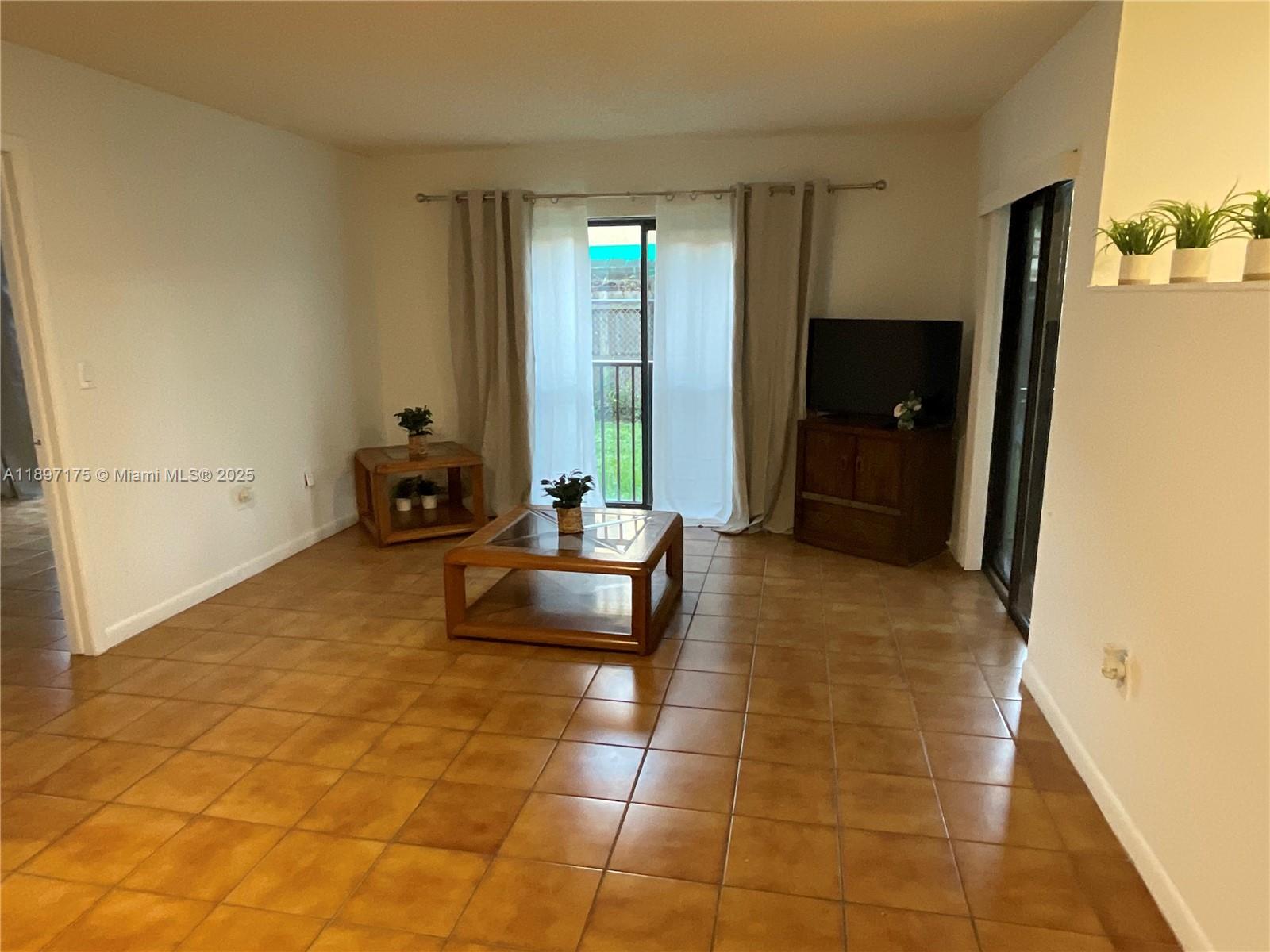 LYNBROOK COURT CONDO PH I - Residential Lease