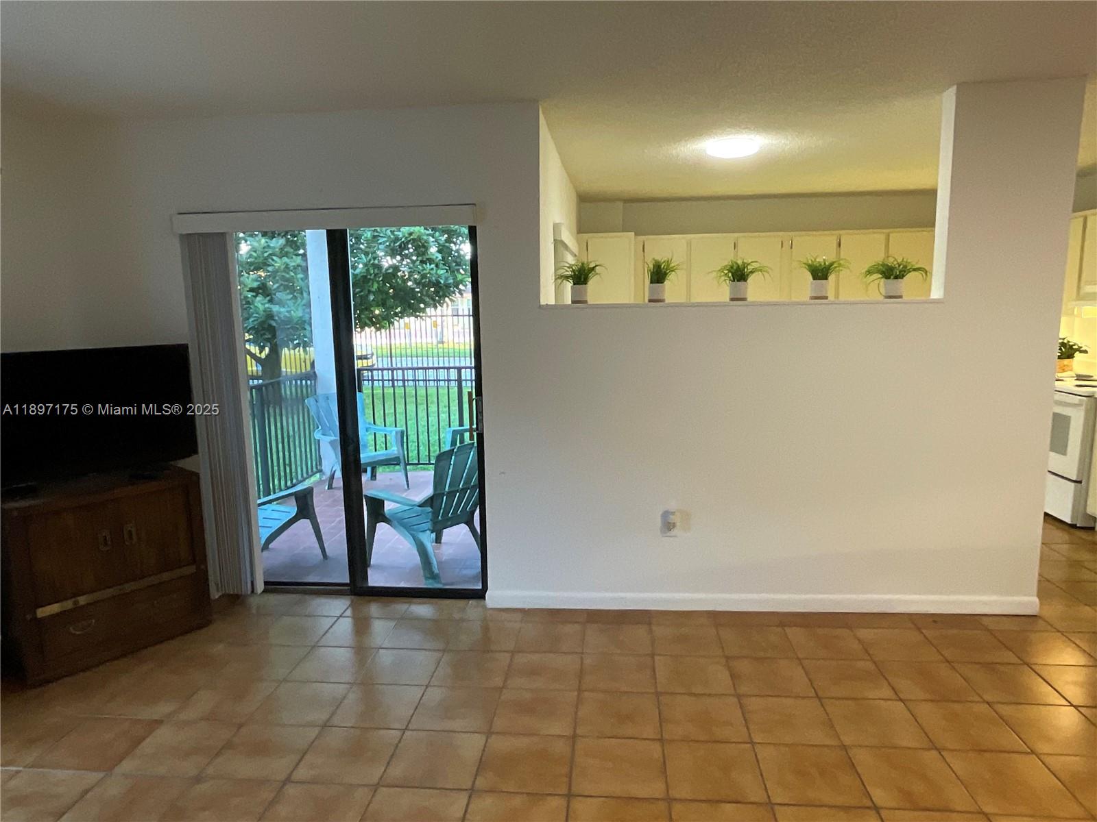 LYNBROOK COURT CONDO PH I - Residential Lease