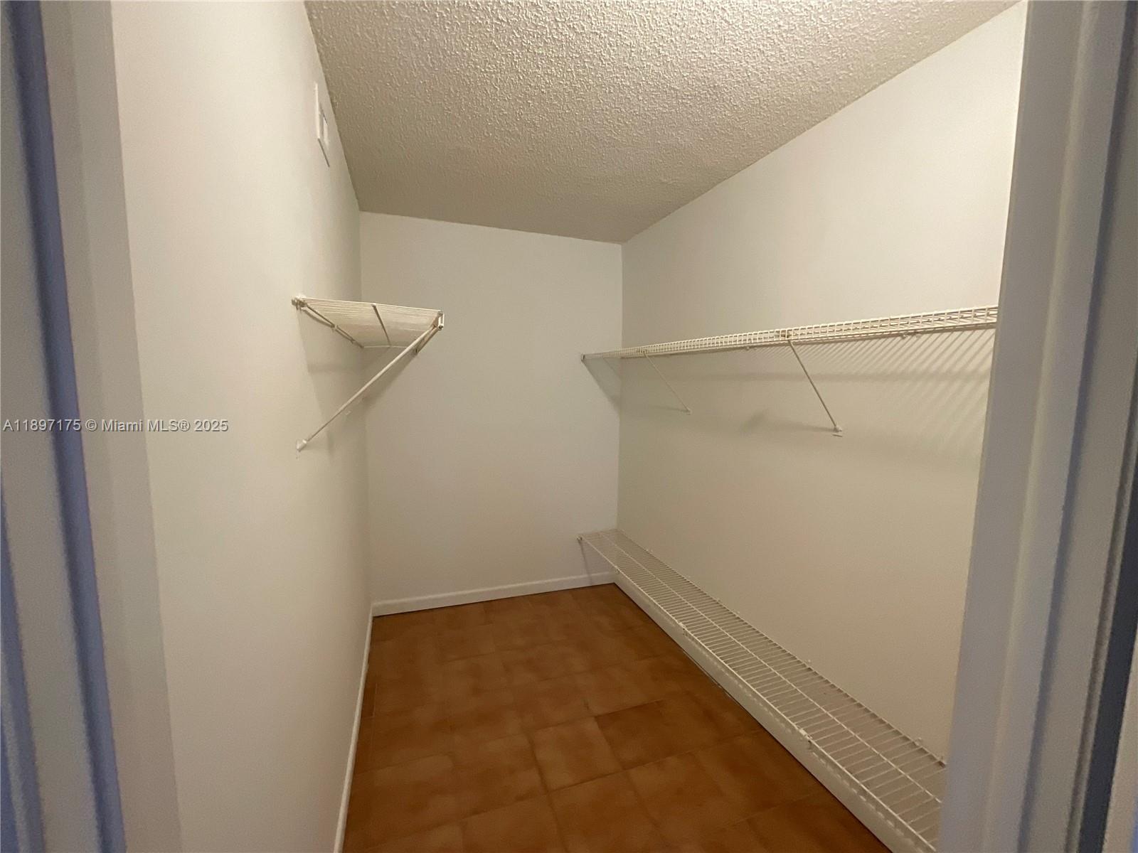 LYNBROOK COURT CONDO PH I - Residential Lease