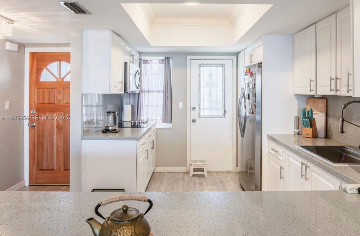 SIXTH MOORINGS CONDO - Residential