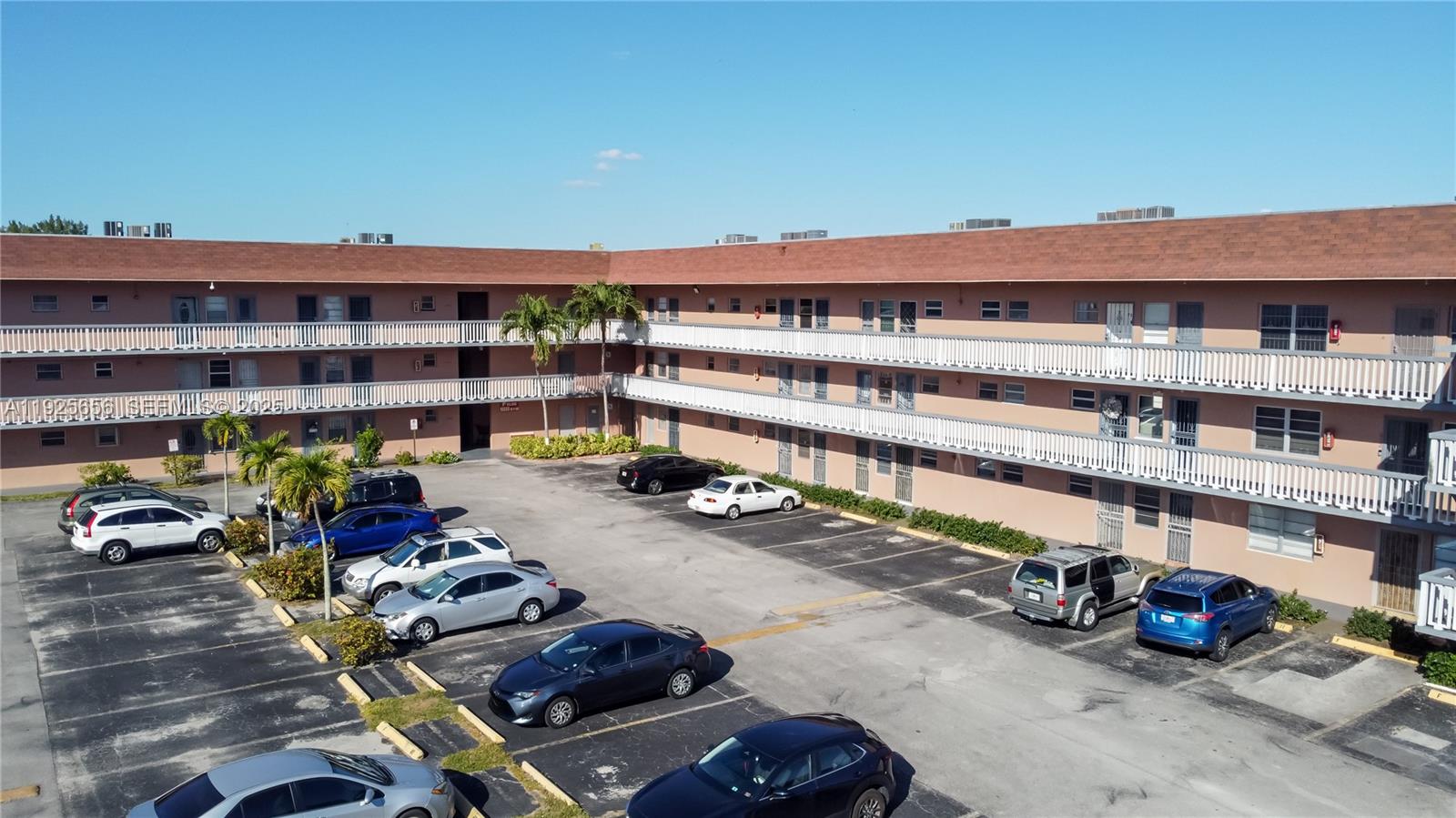 SIXTH MOORINGS CONDO - Residential