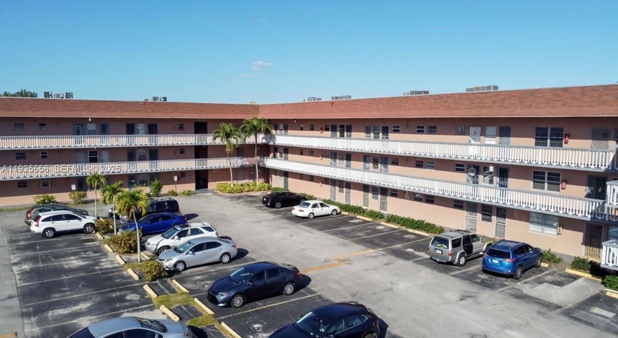 SIXTH MOORINGS CONDO - Residential