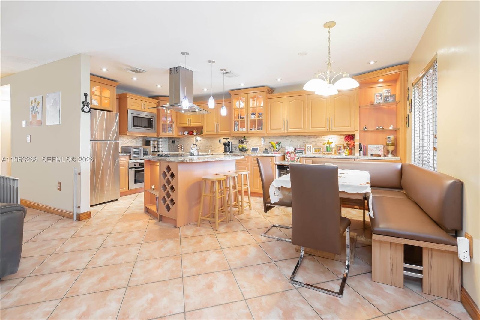 BONITA GOLF VIEW TOWNVILL - Residential